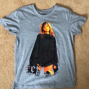 Taylor Swift T-shirt